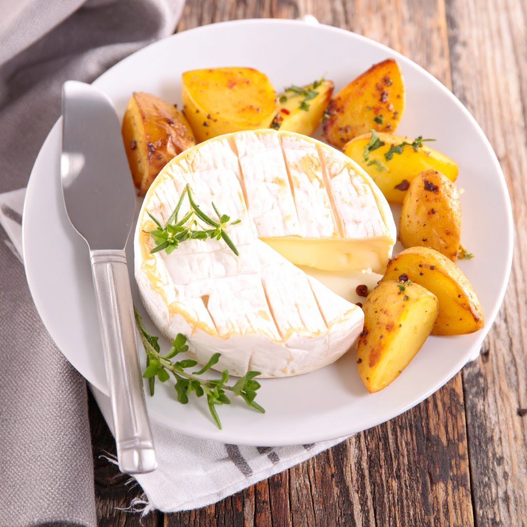 Camembert rôti et Potatoes