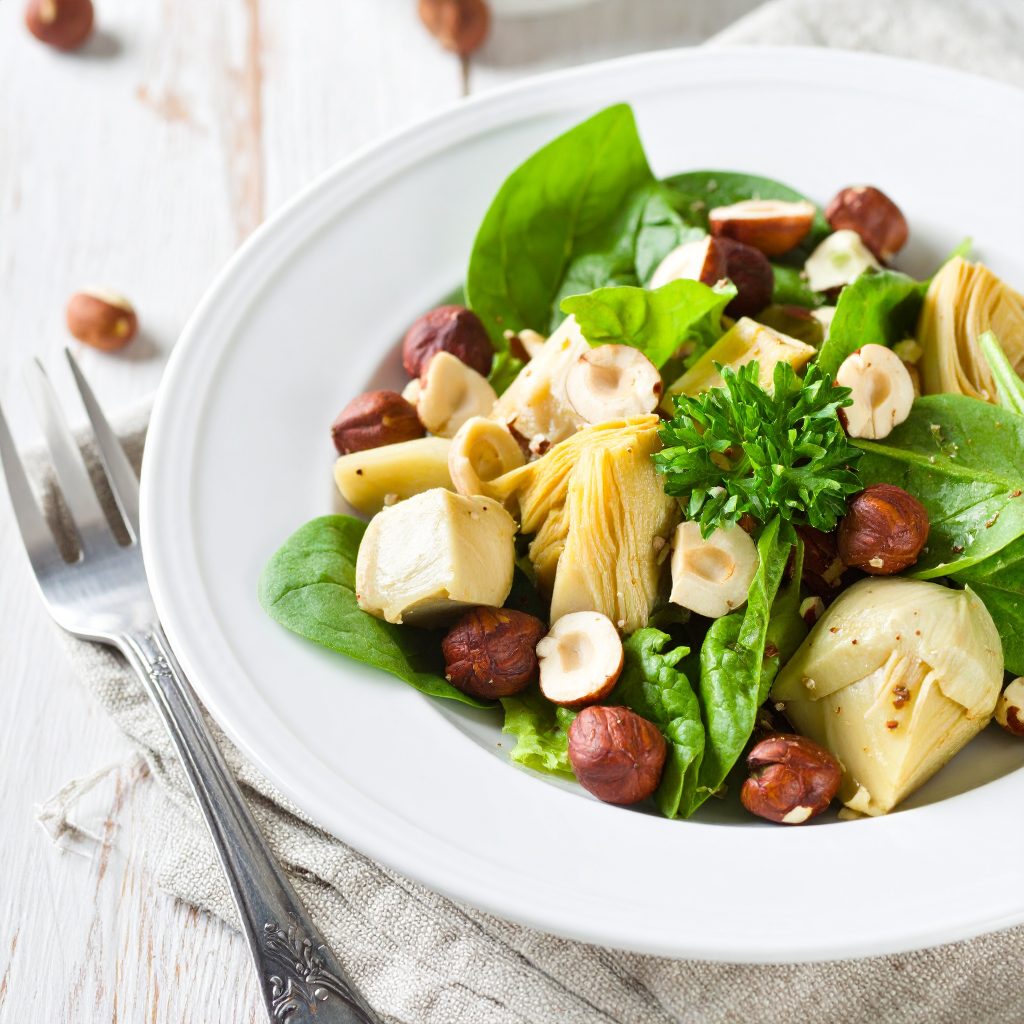 Salade artichaut et noisettes