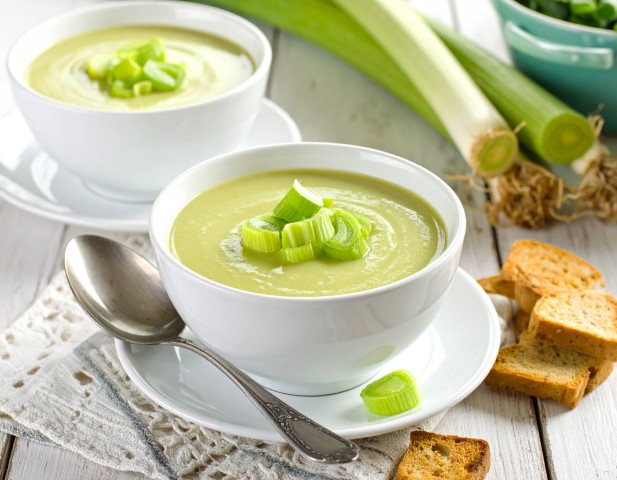 Soupe de légumes (poireaux, céleri) (Petit)